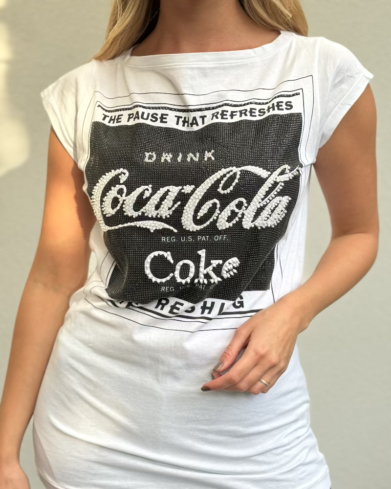 pinko_triko_cocacola_bile_obrazek_S