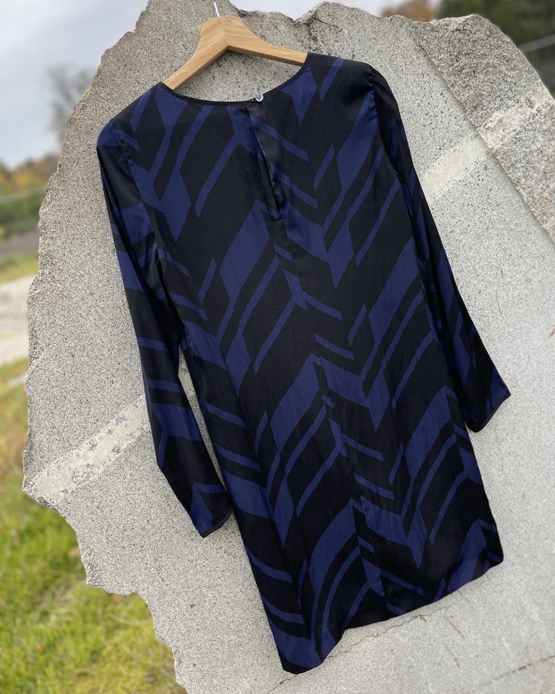 Women's Armani Exchange dress with a pattern