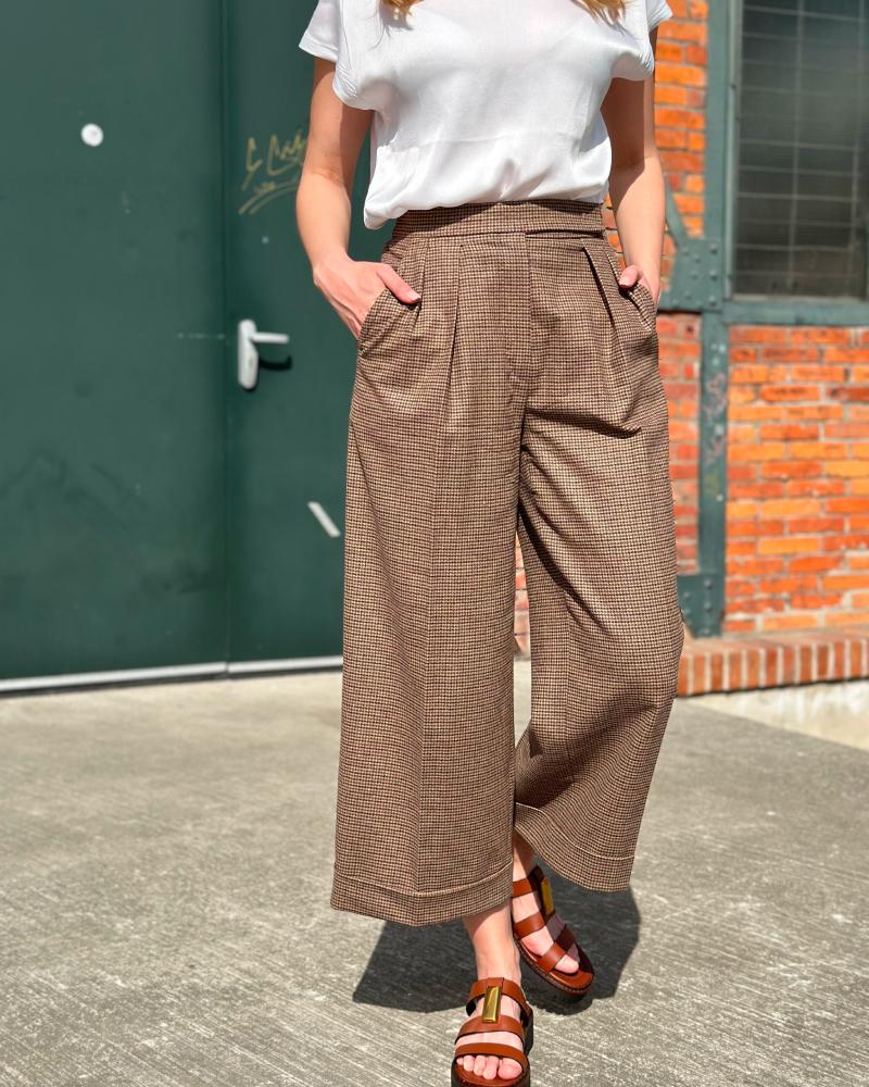 Women's trousers Max Mara brown