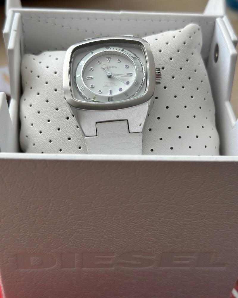 Women's watch Diesel white-silver