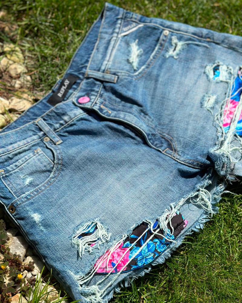 Replay women's shorts with floral pockets