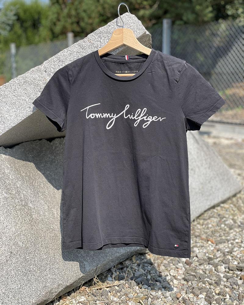 T-shirt women's Tommy Hilfiger black with inscription