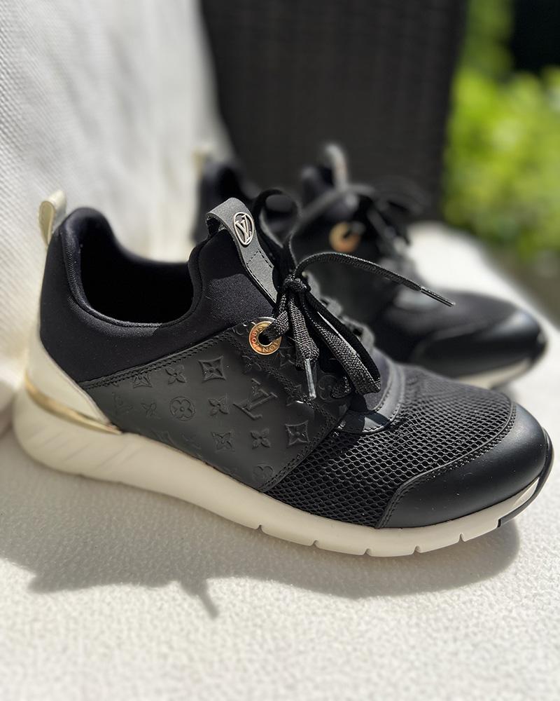 Louis Vuitton women's sneakers black