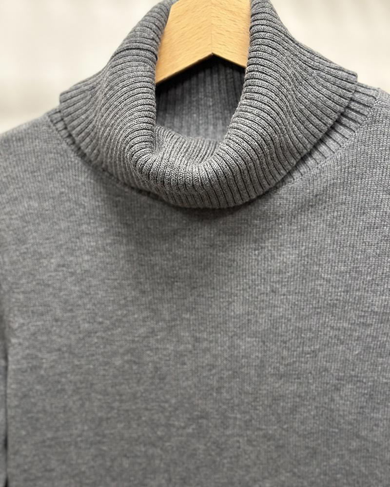 Women's dress Hugo Boss gray with turtleneck 