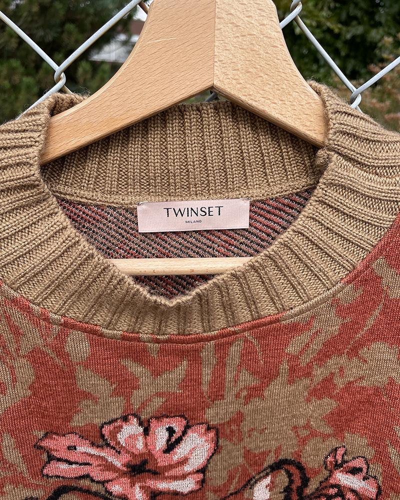 Women's sweater Twinset with a tiger