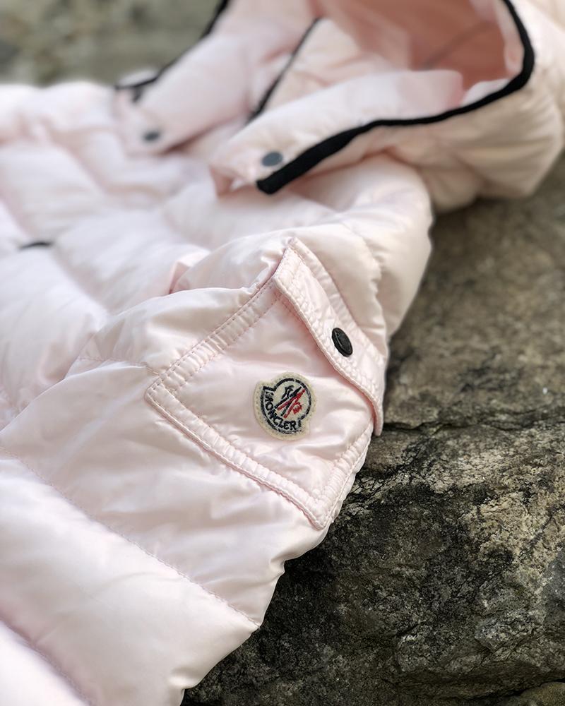 Bunda dětská Moncler světle růžová